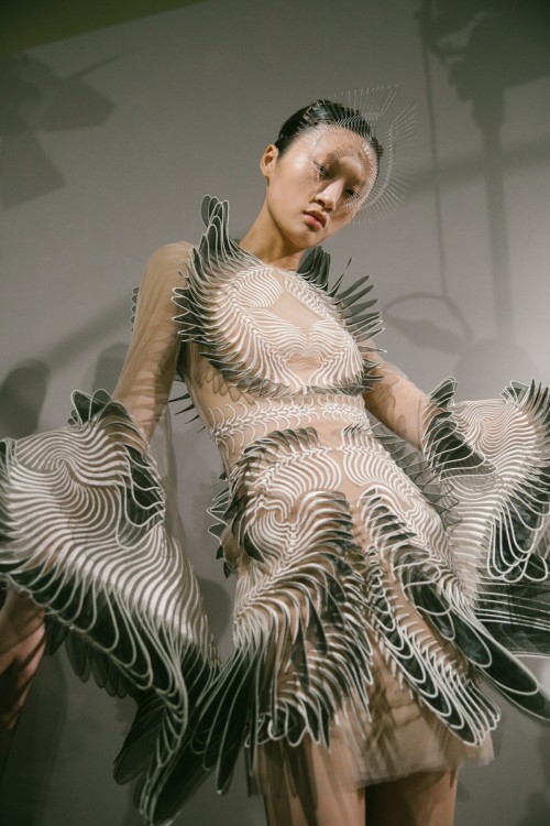 thegivenchythree: backstage Iris Van Herpen Haute Couture spring 2020