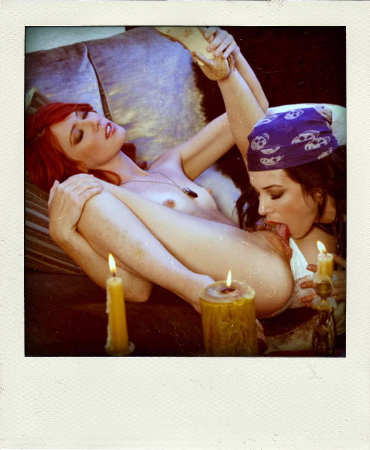 pornaroids:  Elle vs. the Pirates 