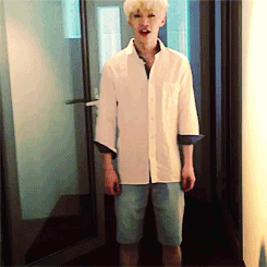 lauing:  Big kid Henry strikes again (★^O^★) 
