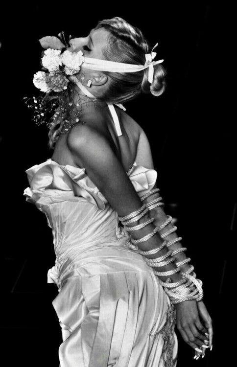 evan-knoblauch: Some Haute bride looks