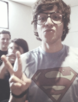  Kissued asked: “Chay Suede ou Arthur Aguiar?”   