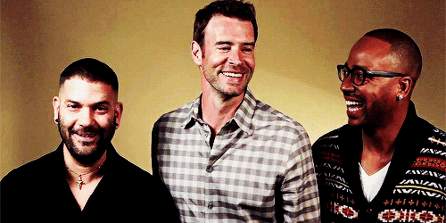 2damnfeisty:  : Scandal Cast || SAG Foundation 2014 Promo (x)  I love this cast so much. 