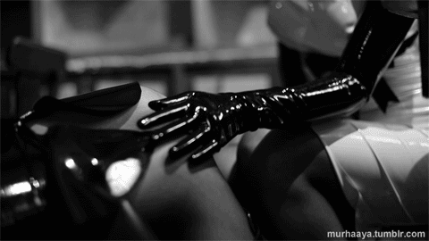 murhaaya: Latex noir 1/9 - there’s more where this came from