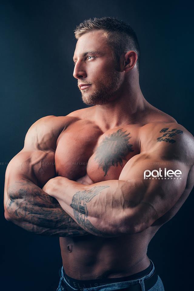 cdnlifter27:  Kevin James Photos: Pat Lee Photographer 