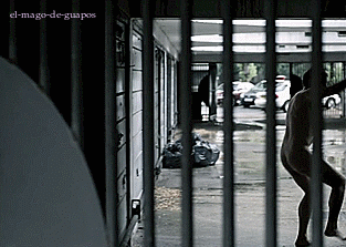 el-mago-de-guapos: Jo Stone-Fewings &amp; Robert Sheehan Misfits (2009) 1x02