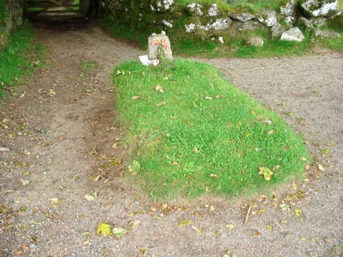 sixpenceee:The Grave of Kitty JayLocated in England, little is known about the woman who supposedly 