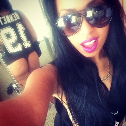 She Make You Say +_Oh!