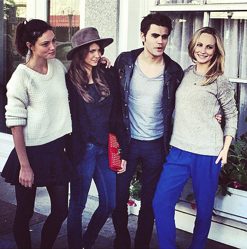 salvatore-vampire:      Phoebe Tonkin, Nina Dobrev, Paul Wesley &amp; Candice