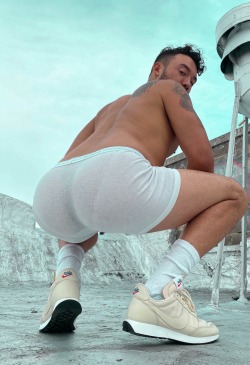 briannieh:Lookin like an order of General Tso’s chicken with a side of white rice 😏🤪 onlyfans.com/briannieh 