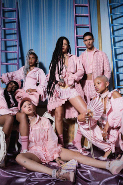 smokingsomethingwithrihanna:  FENTY x Puma