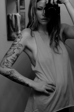 cooltattooedpeople:  Submitted by goldme :)