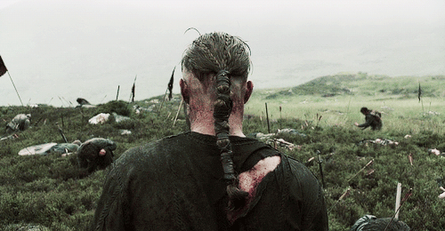 robynellacott:  vikings rewatch → 4/∞ 