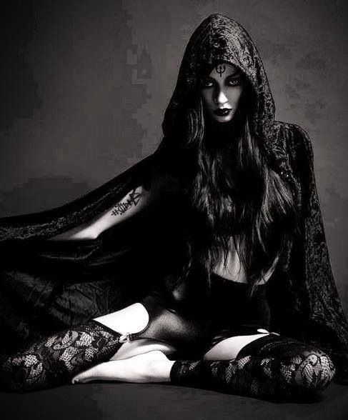 victorian-goth:Victorian Goth
