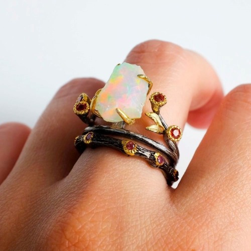 sosuperawesome: Rings Love Mirror on Etsy