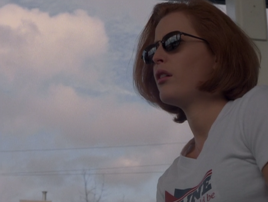 thexfiles:  i’m a lesbian because of this