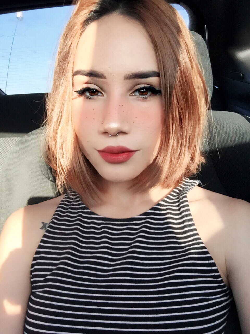 luunakitten:  Looking through old photos, when my hair was short and blonde-ish lol