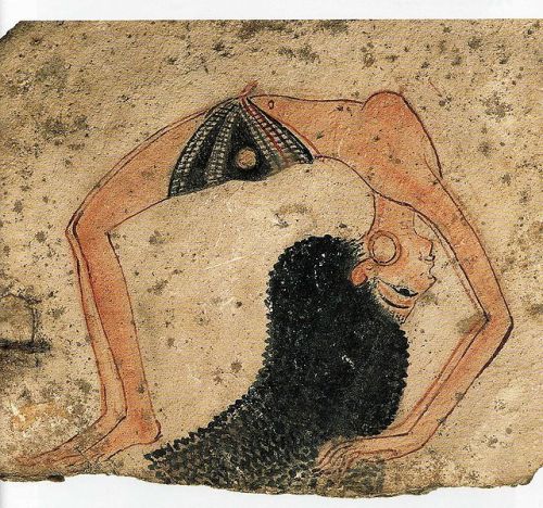 riacciuffatevi:Egyptian dancing girl, 14th c BChttps://twitter.com/oldpicsarchive