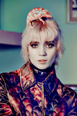 blue-boredom:  Grimes for Nylon Magazine