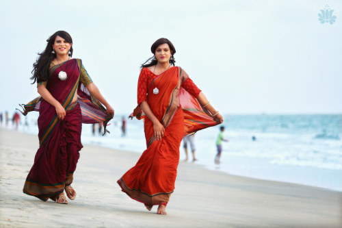 smash-thebinary:Kerala based Indian fashion designer Sharmila Nair has dedicated her latest sari col