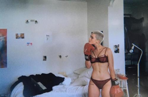 gabriellabowden: alma took some photos of me 4 lonely lingerie and and i love them i love them so mu