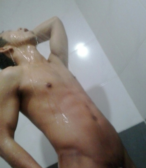 fariqfawwazajwad:  Fuckin sexy