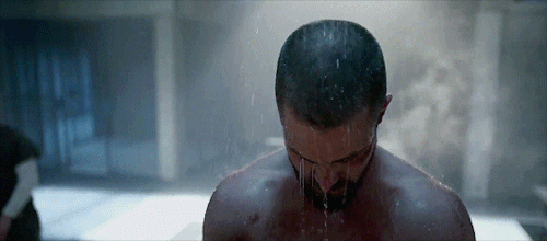 olivergifs:Shirtless Oliver Queen in Arrow’s First Look at Season 7