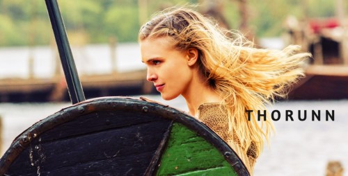 edythofhastings:Vikings Meme-Shieldmaidens in action:Lagertha (Katheryn Winnick), Thorunn (Gaia Weis