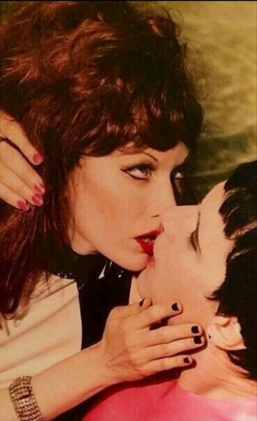 legendarytragedynacho:Poison Ivy and Lux Interior