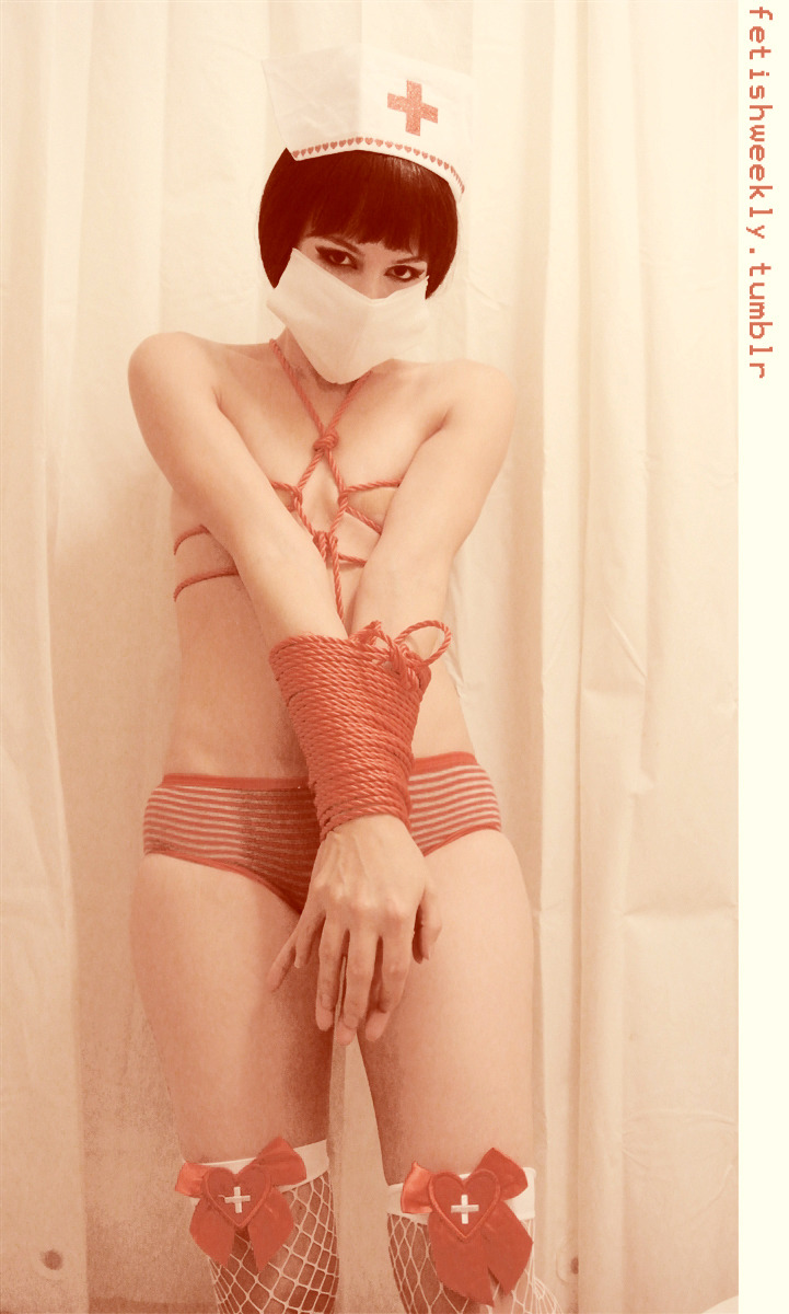 fetishweekly:  Let nurse Hazel ease your pain ;) 