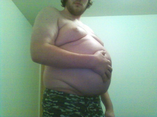 mbmfmbmf: fat-sexy-amazing: If I ended up with a guy who looked just like him, I would be completely