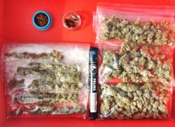 imjuststoned:  The stash 