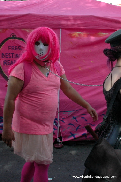 mistressaliceinbondageland:  Taking my sissy for  a walk during the Folsom Street Fair in San Francisco, California. Epic public crossdressing humiliation plus bondage!!! http://www.aliceinbondageland.com 