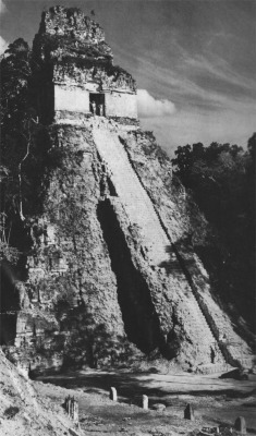  Temple of the Great Jaguar, Tikal, Guatemala,