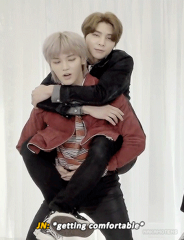 Rip Taeyong’s Back