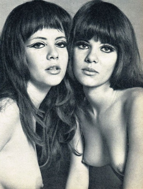 retrogasm:  Madeleine & Mary Collinson