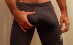 fuckmealittleharder:  Gym pants :)  Damn,