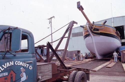 longmaytheysail: Happy 30th Birthday, Lady Washington! Grays Harbor Historical Seaport shared pictur