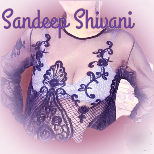#Sexy #Sunday #Seductive #Shivani