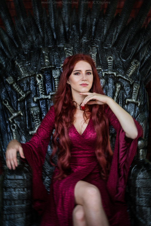 A Song of Ice and Fire - MelisandreModel, costume maker, retouch - GreatQueenLina www.facebo