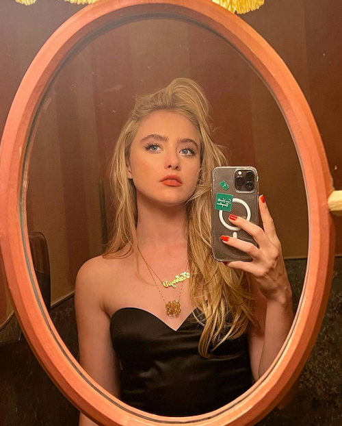 kathryndaily:KATHRYN NEWTON via instagram