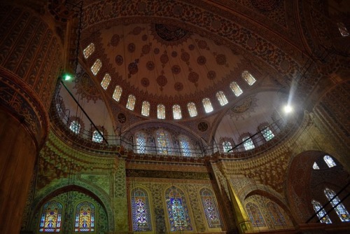 tsamthepoet: Sultan Ahmed Masjid (Blue Mosque). Istanbul, Turkey.