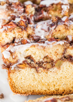 do-not-touch-my-food:  Apple Fritter Bread
