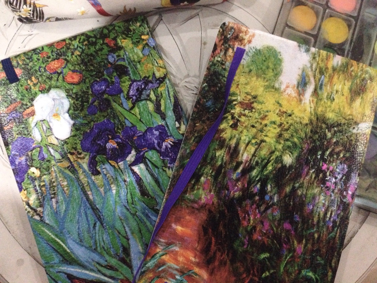 childishvangogh:  Went to a local bookstore and found Van Gogh and Monet inspired
