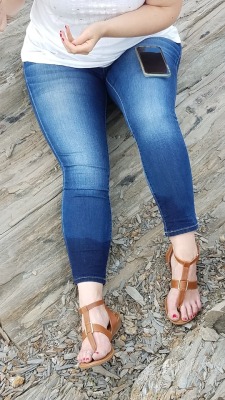 myprettywifesfeet:  My pretty wife looking very sexy in her jeans and cute sandals.please comment