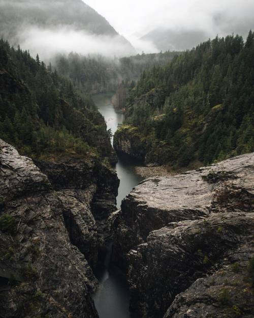 Porn Pics tannerwendell:  diablo lake dam. skagit river.