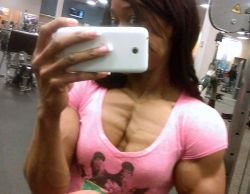 Muscular Girls in Motion