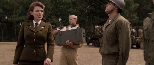 nothingbutaduckling:emilianadarling:likeadisguise:Pre-serum, Steve Rogers was COLOR BLIND. He litera