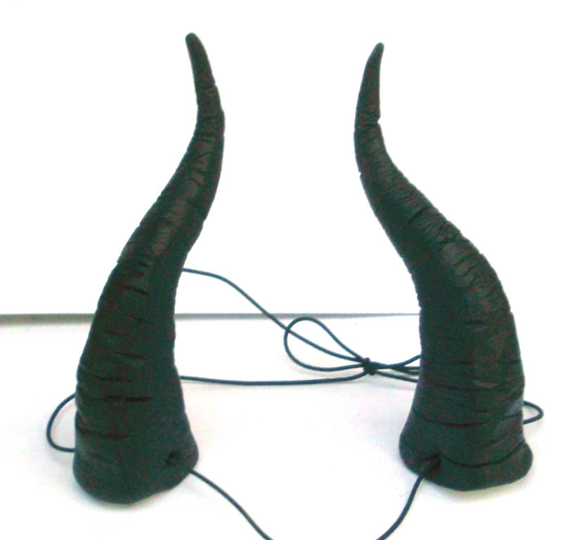 Check out more pics here
Maleficent Horns, Dragon, Maleficent Headpiece, Bull Horns, Big, Headband Demon Horn Head dressLightweight Costume, Black Cosplay, Costume,