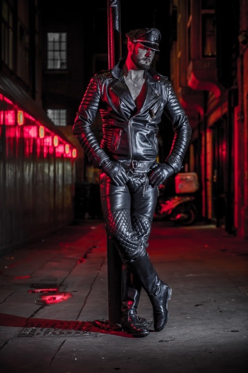 mattspike:Night shooting - photographer : me … #leatherjacket #gayleathermen #gayfetish #gayleather