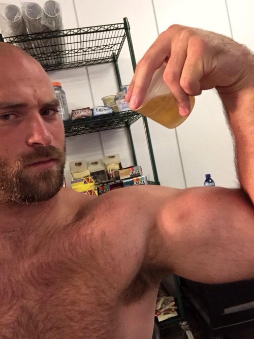 phil1000:  Kyle Long   He’s hot but want to see him naked